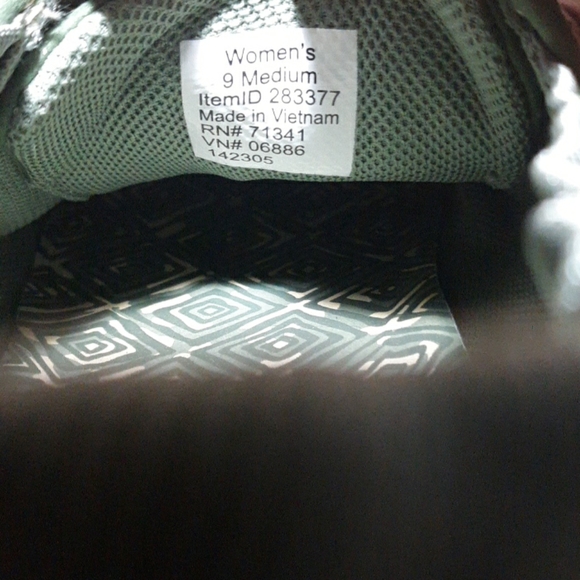 L.L Bean Sneakers - Picture 4 of 4